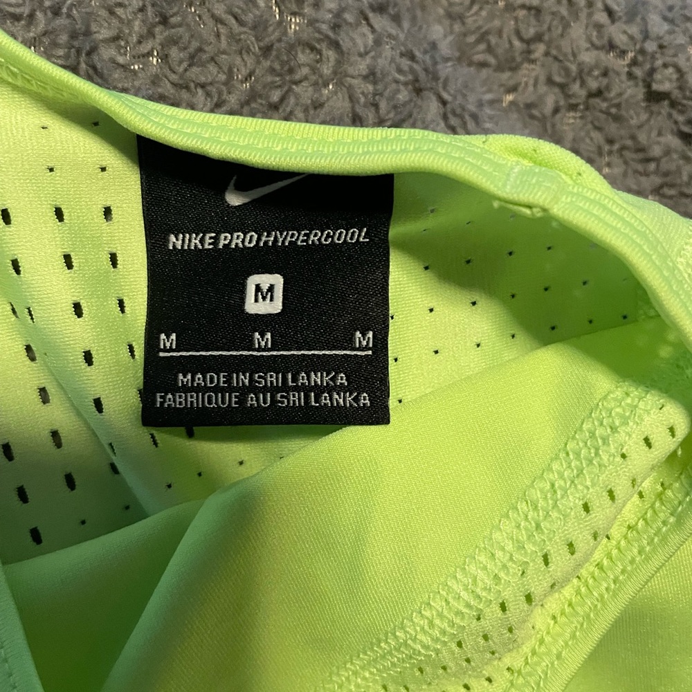Nike Pro Hyoercool Tanktop π½π½π½πββοΈπββοΈπββοΈ - Picture 2 of 3